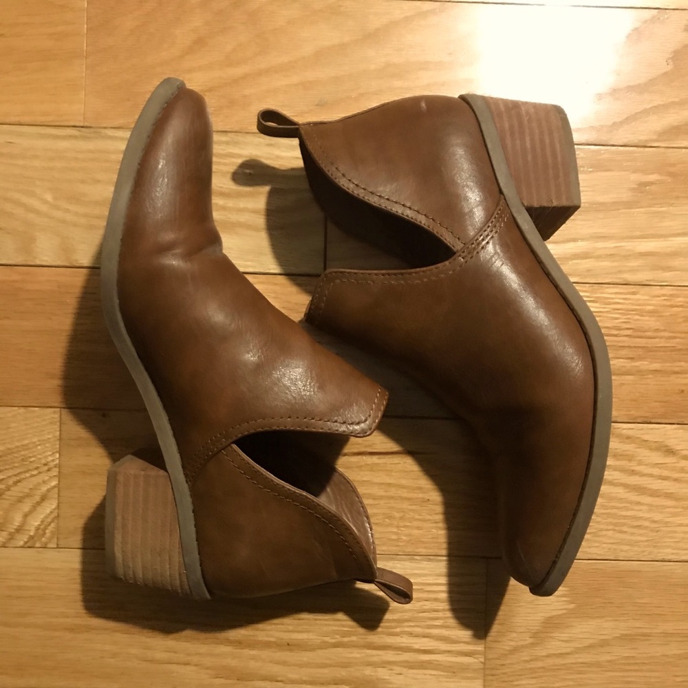 AE Ankle Booties